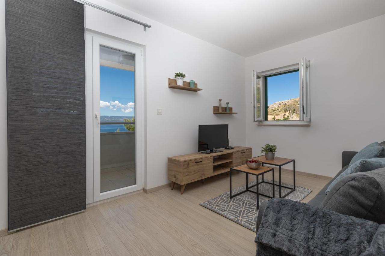 Apartments Villa Carica B&B Mimice Bagian luar foto